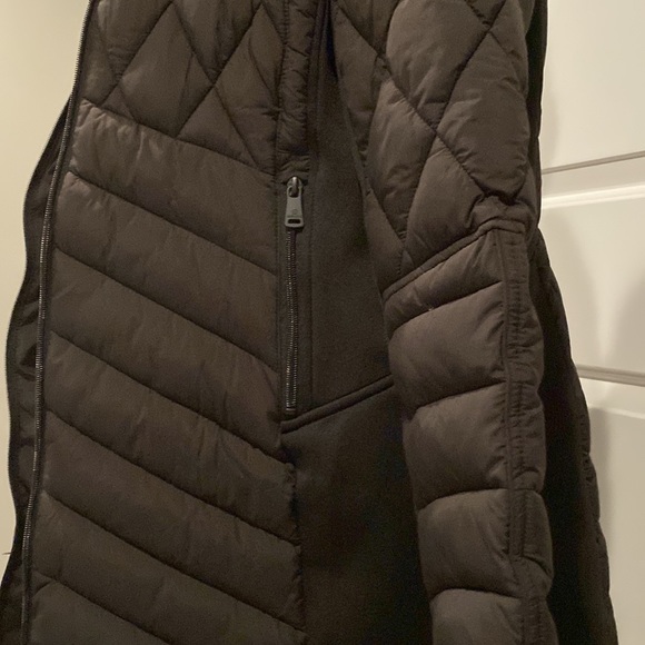 Bernando Packable EcoPlume Hooded Jacket Size: XL - Picture 7 of 15